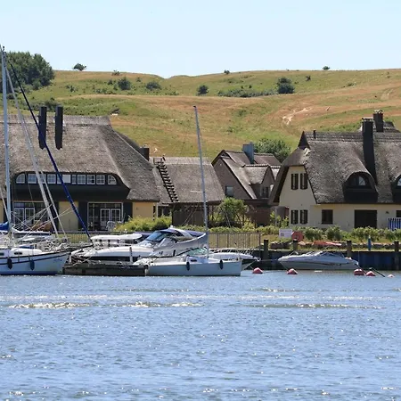 Strandnahe Mit Balkon, Gratis Nutzung Vom Ahoi Erlebnisbad Und Sauna In Sellin - Rex Rugia 30-8 * 로베